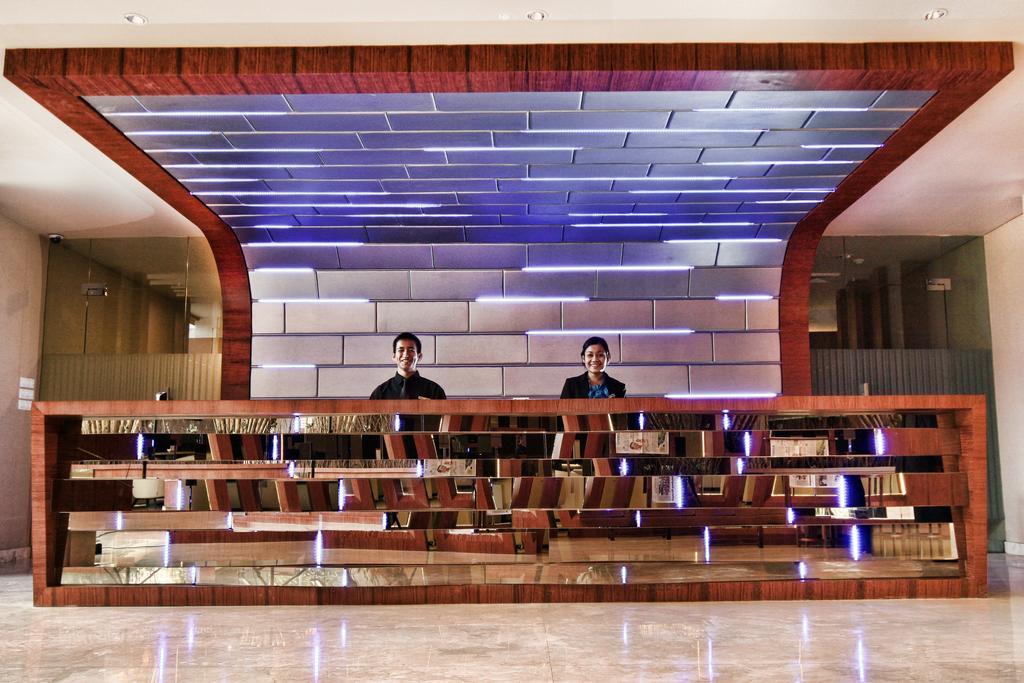 Grand Delta Otel Medan Dış mekan fotoğraf